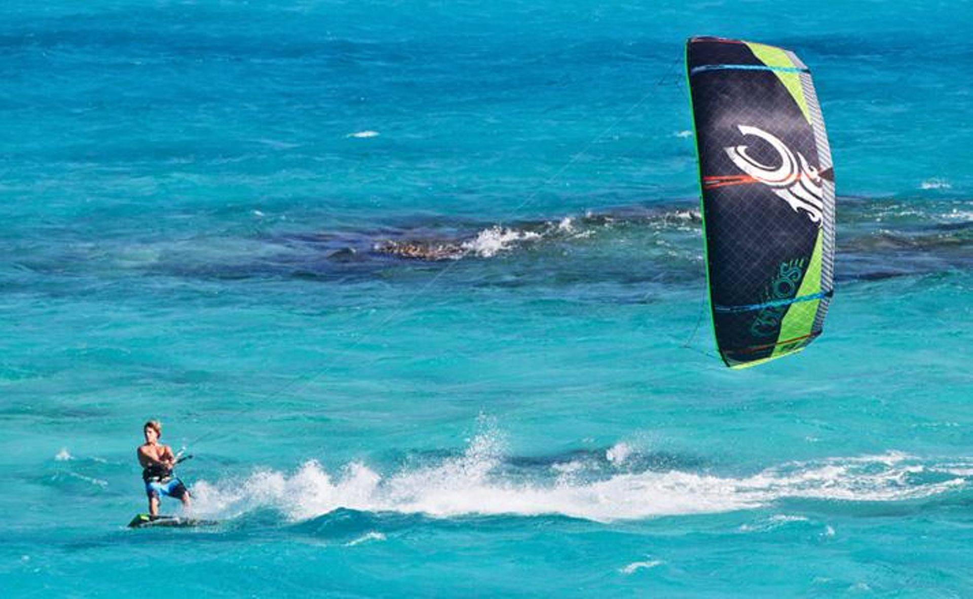 Naples Kiteboarding Lessons and Gear